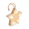 Estrella de madera con luces