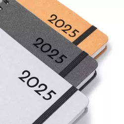 Agenda de cuero reciclado, anillas, A5, página/día