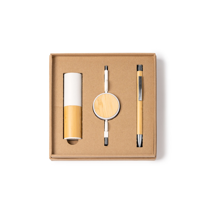 Set de regalo realizado en bambú.