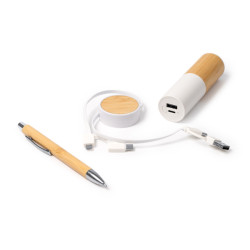 Set de regalo realizado en bambú.