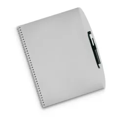 Bloc de notas A4 y bolígrafo   