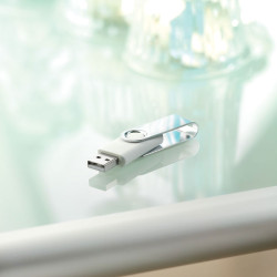 Techmate. USB flash  4GB