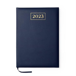 Agenda con cubierta de polipiel acolchada.