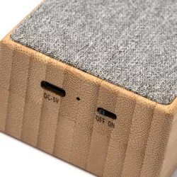 Altavoz Bufer inalámbrico con cuerpo de bambú