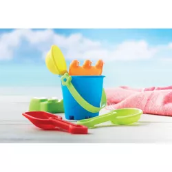 Cubo de playa con 6 juguetes