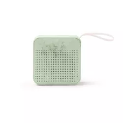 Altavoz inalámbrico realizado a partir de tapones de botella reciclados. 